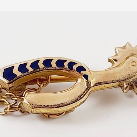 14K Gold Spur Pin - Picture 3 of 4